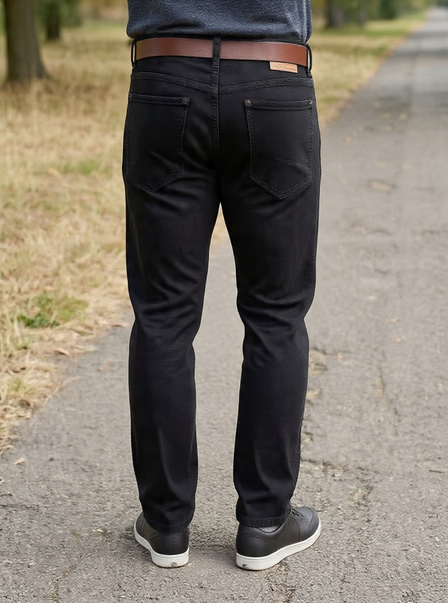 Men Straight Fit Black Casual Denim Jeans