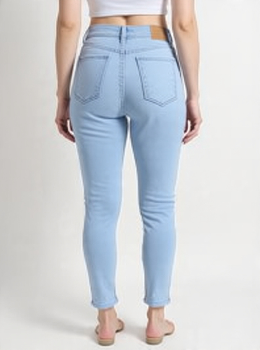 Women Skin Fit Sky Blue Denim Jeans